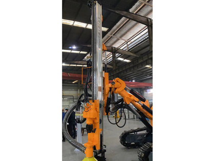 Роторная буровая установка для взрывных скважин, KG690/KG690H