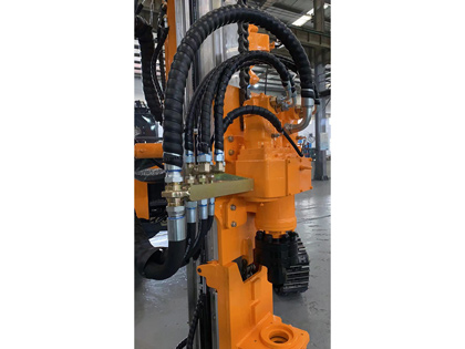 Роторная буровая установка для взрывных скважин, KG690/KG690H