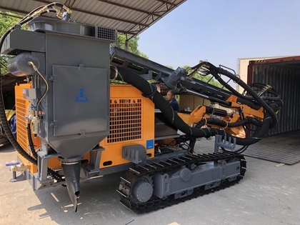 Роторная буровая установка для взрывных скважин, KG520/KG520H